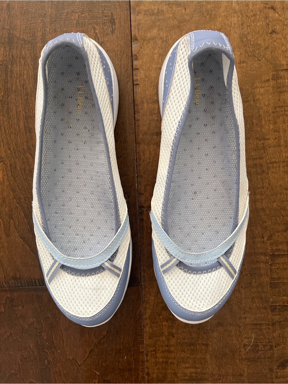 L.L.Bean lightweight blue and white mesh comfort slip-on ballet sneakers